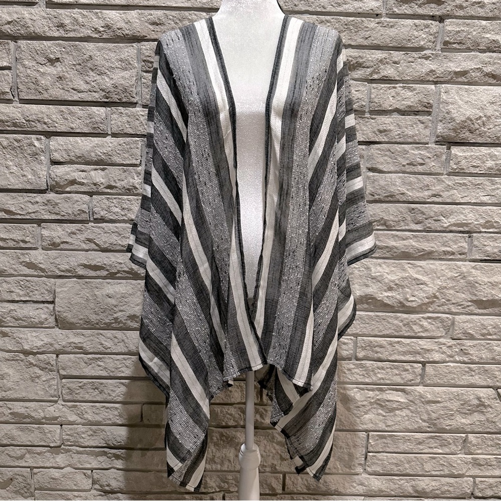 Time and Tru Women's Fringed Stripe Ruana One Size